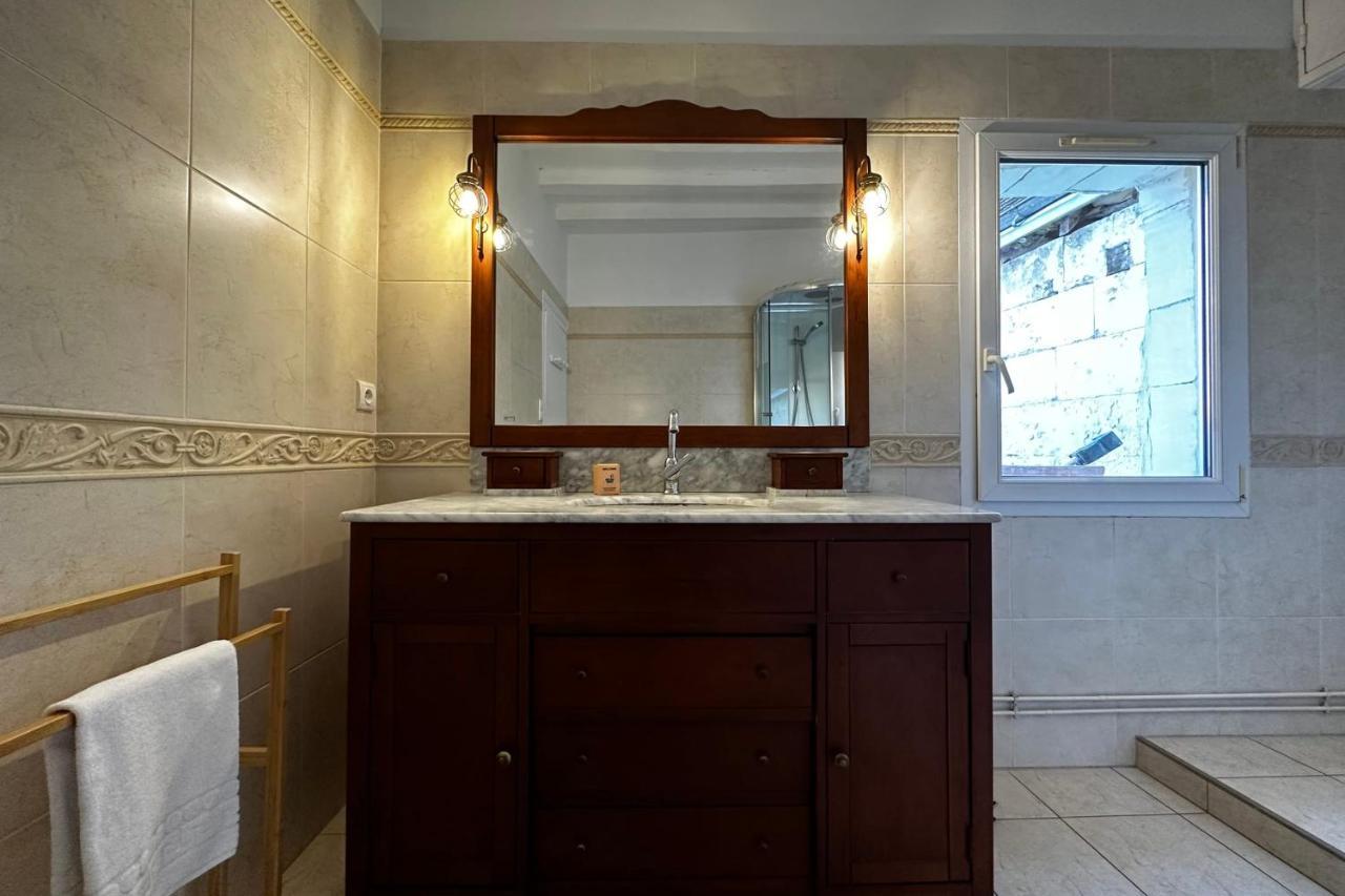 Charming Apartment Close To The Center Of Blere Kültér fotó