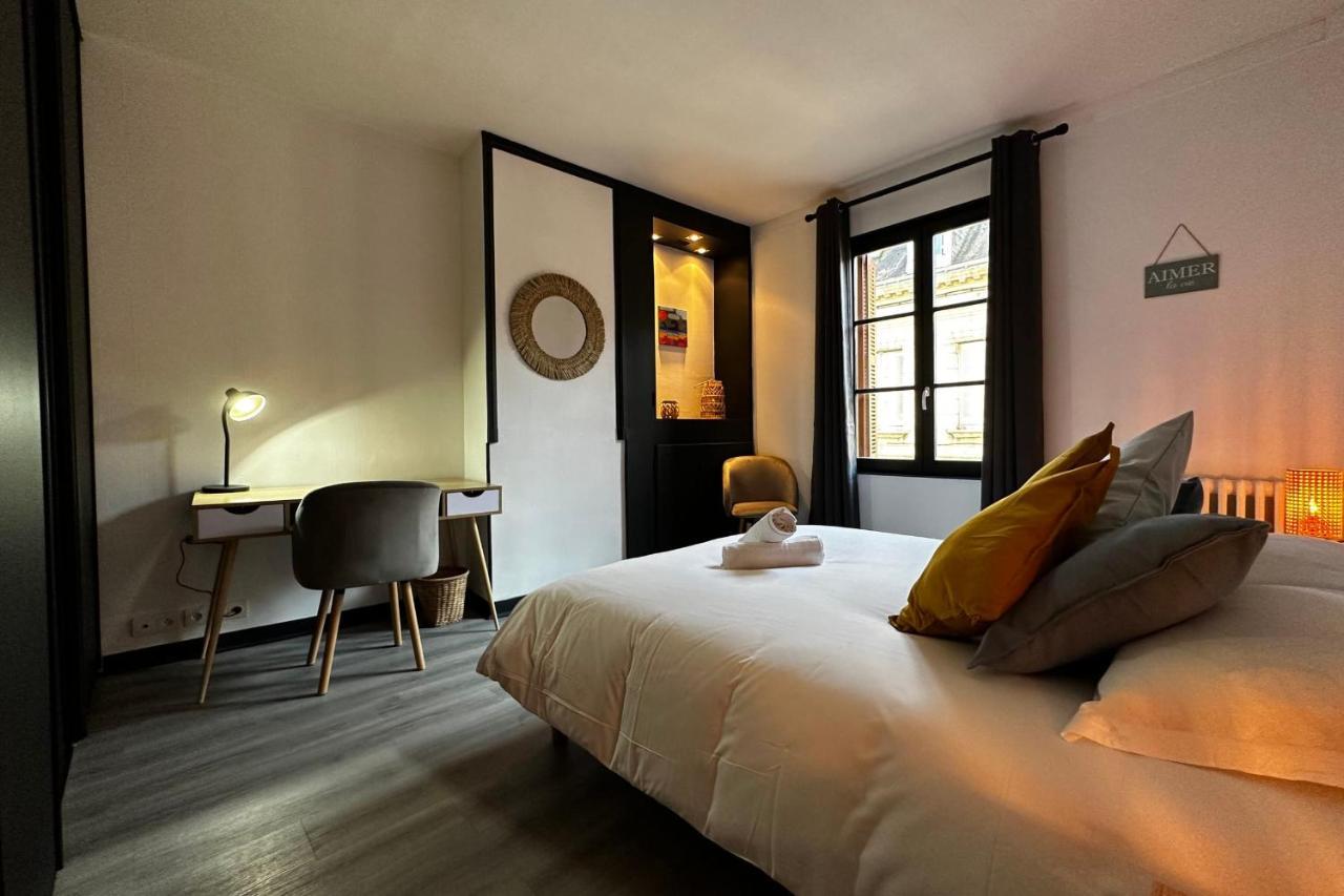 Charming Apartment Close To The Center Of Blere Kültér fotó